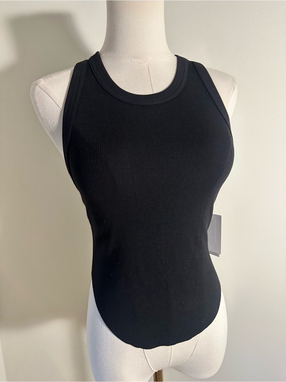 NWT Good American Racerback Tank Small